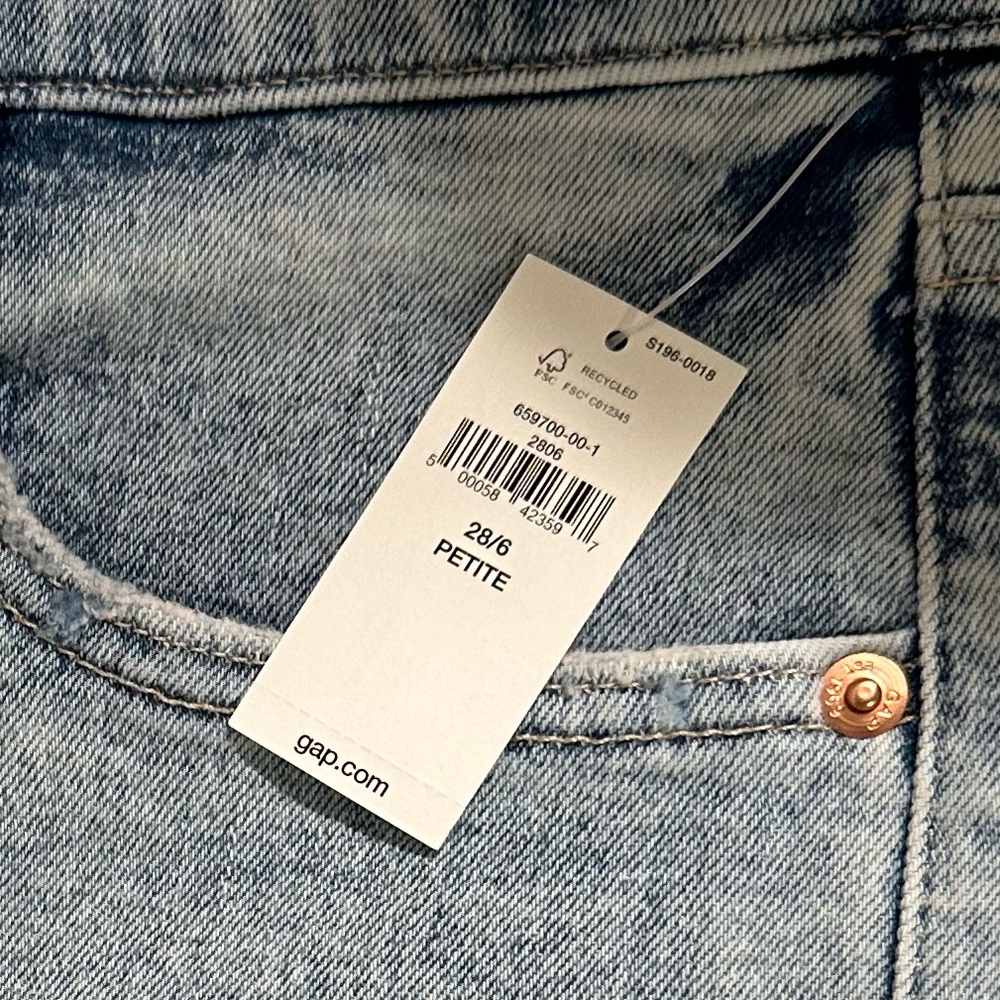 GAP Slim High Rise Straight Leg Jean Petite - Picture 8 of 8